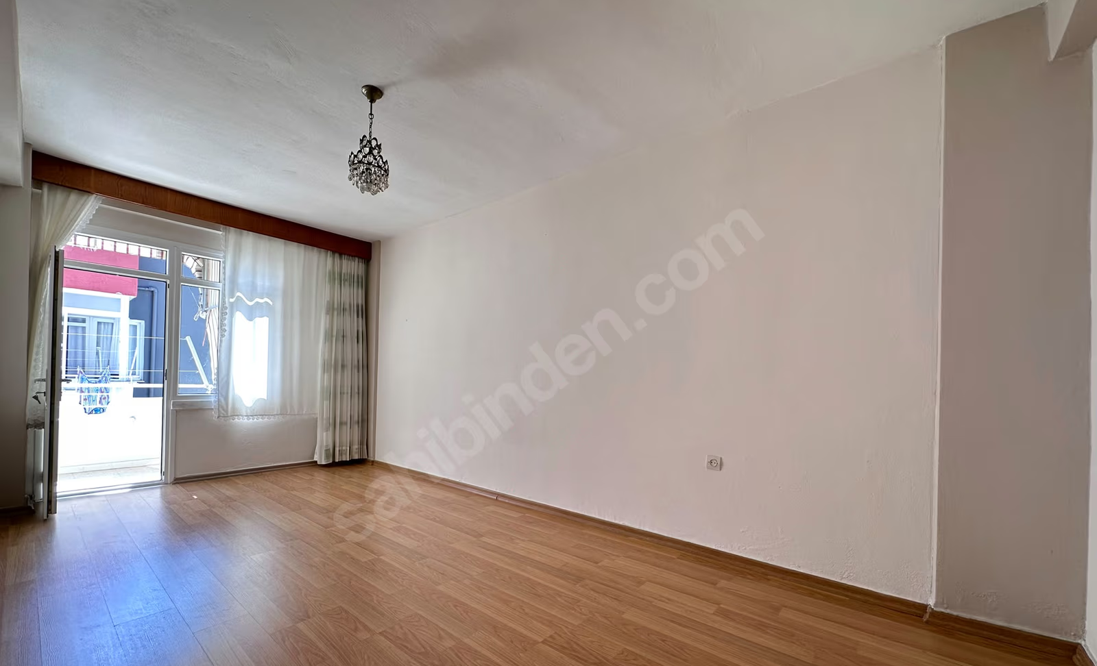 Mersin Mezitli Menderes Mahallesi 3+1 155 m² Klima Satılık Daire
