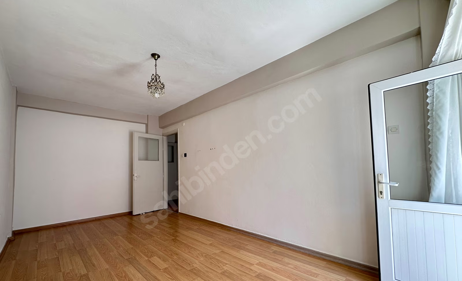 Mersin Mezitli Menderes Mahallesi 3+1 155 m² Klima Satılık Daire