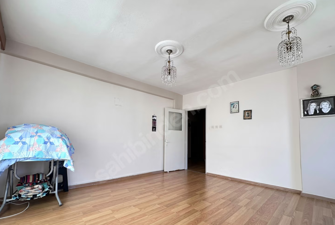 Mersin Mezitli Menderes Mahallesi 3+1 155 m² Klima Satılık Daire