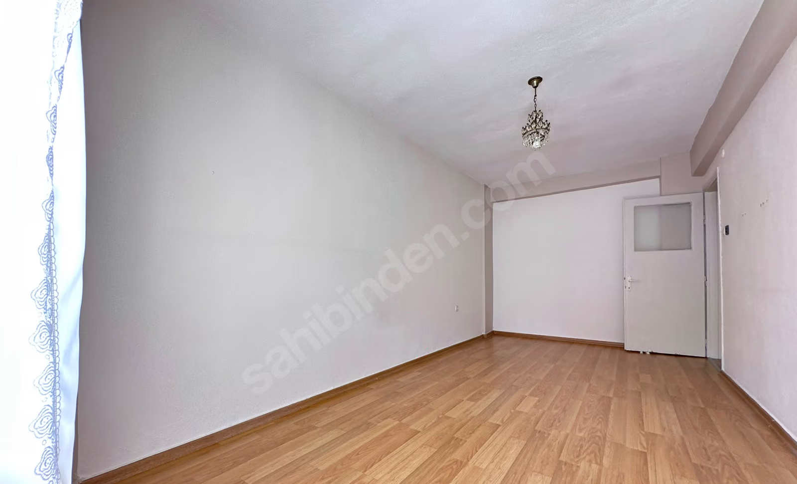 Mersin Mezitli Menderes Mahallesi 3+1 155 m² Klima Satılık Daire