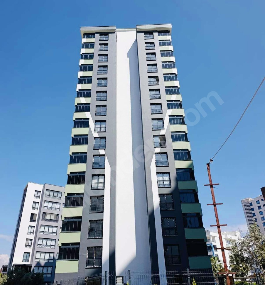 Mersin Mezitli Merkez Mahallesi 2+1 110 m² Doğalgaz Kombili Kiralık Daire