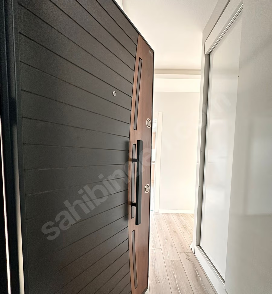 Mersin Mezitli Merkez Mahallesi 3+1 160 m² Doğalgaz Kombili Satılık Daire 2 Mersin Mezitli Merkez Mahallesi 3+1 160 m² Doğalgaz Kombili Satılık Daire