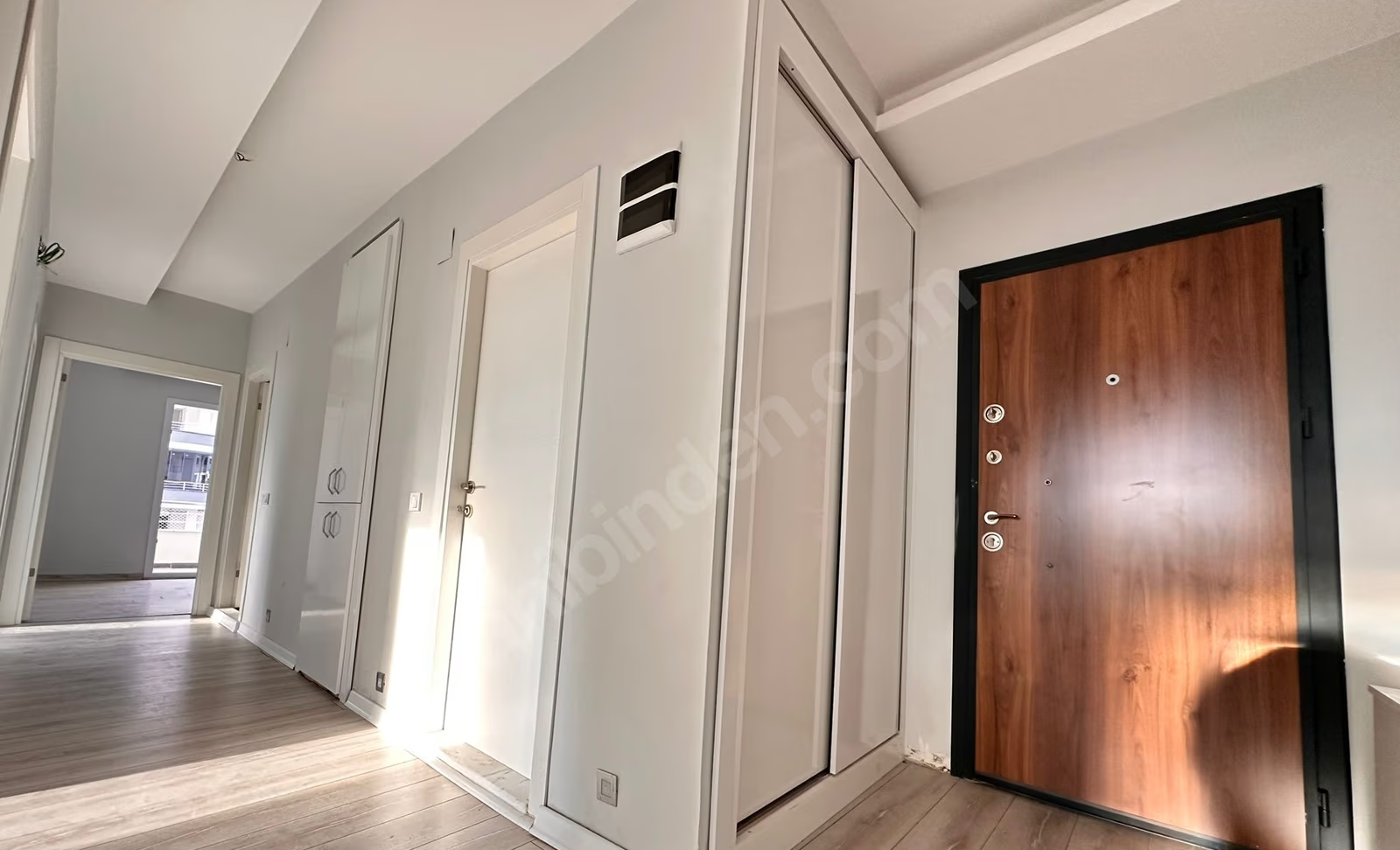 Mersin Mezitli Merkez Mahallesi 3+1 160 m² Doğalgaz Kombili Satılık Daire 6 Mersin Mezitli Merkez Mahallesi 3+1 160 m² Doğalgaz Kombili Satılık Daire