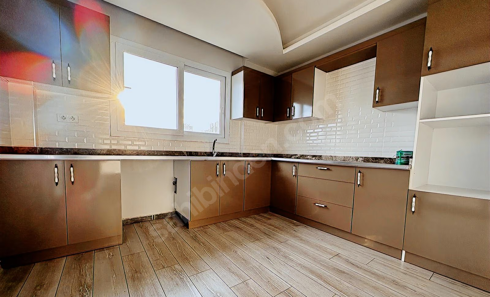 Mersin Mezitli Merkez Mahallesi 3+1 160 m² Doğalgaz Kombili Satılık Daire 8 Mersin Mezitli Merkez Mahallesi 3+1 160 m² Doğalgaz Kombili Satılık Daire