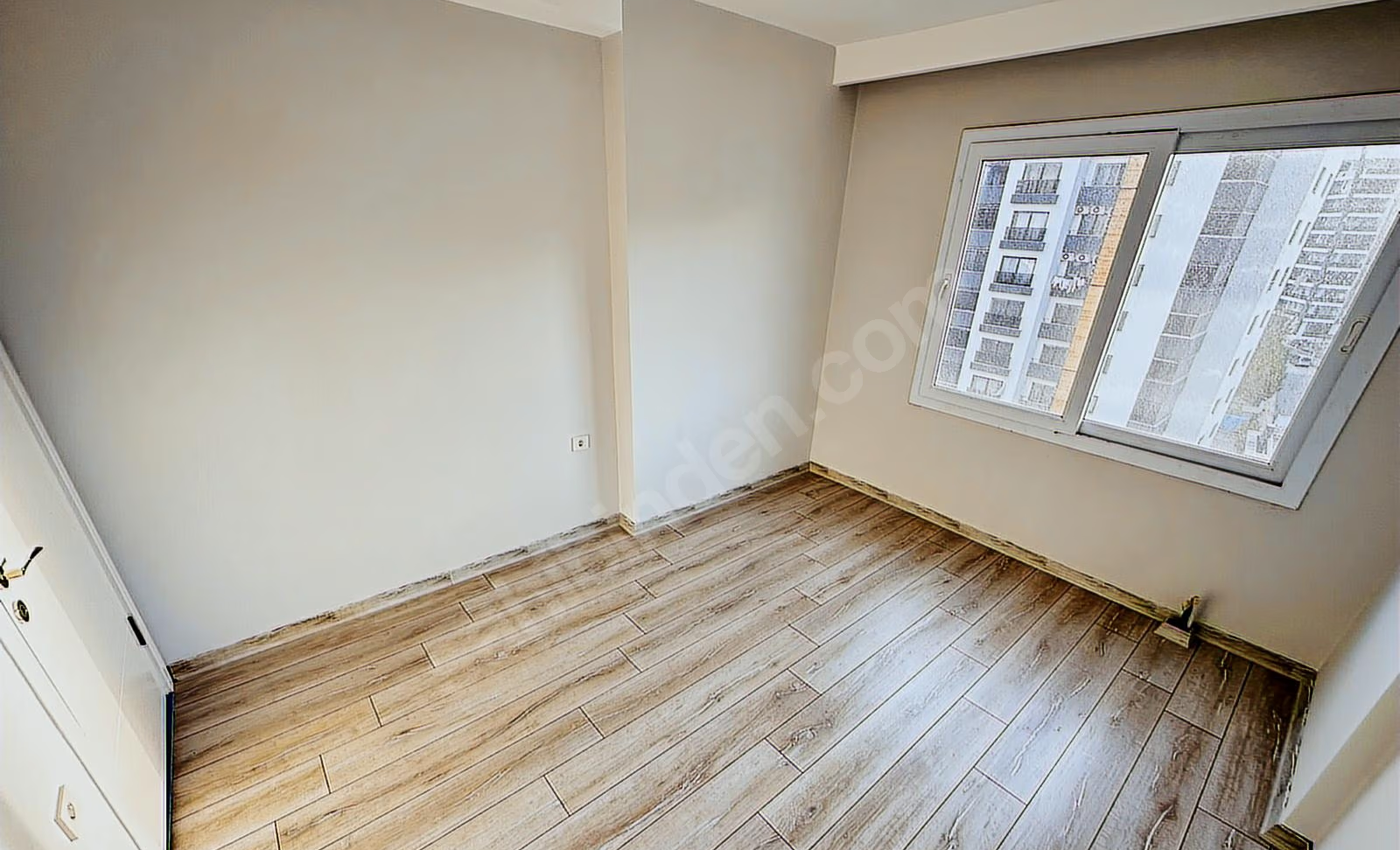 Mersin Mezitli Merkez Mahallesi 3+1 160 m² Doğalgaz Kombili Satılık Daire 14 Mersin Mezitli Merkez Mahallesi 3+1 160 m² Doğalgaz Kombili Satılık Daire