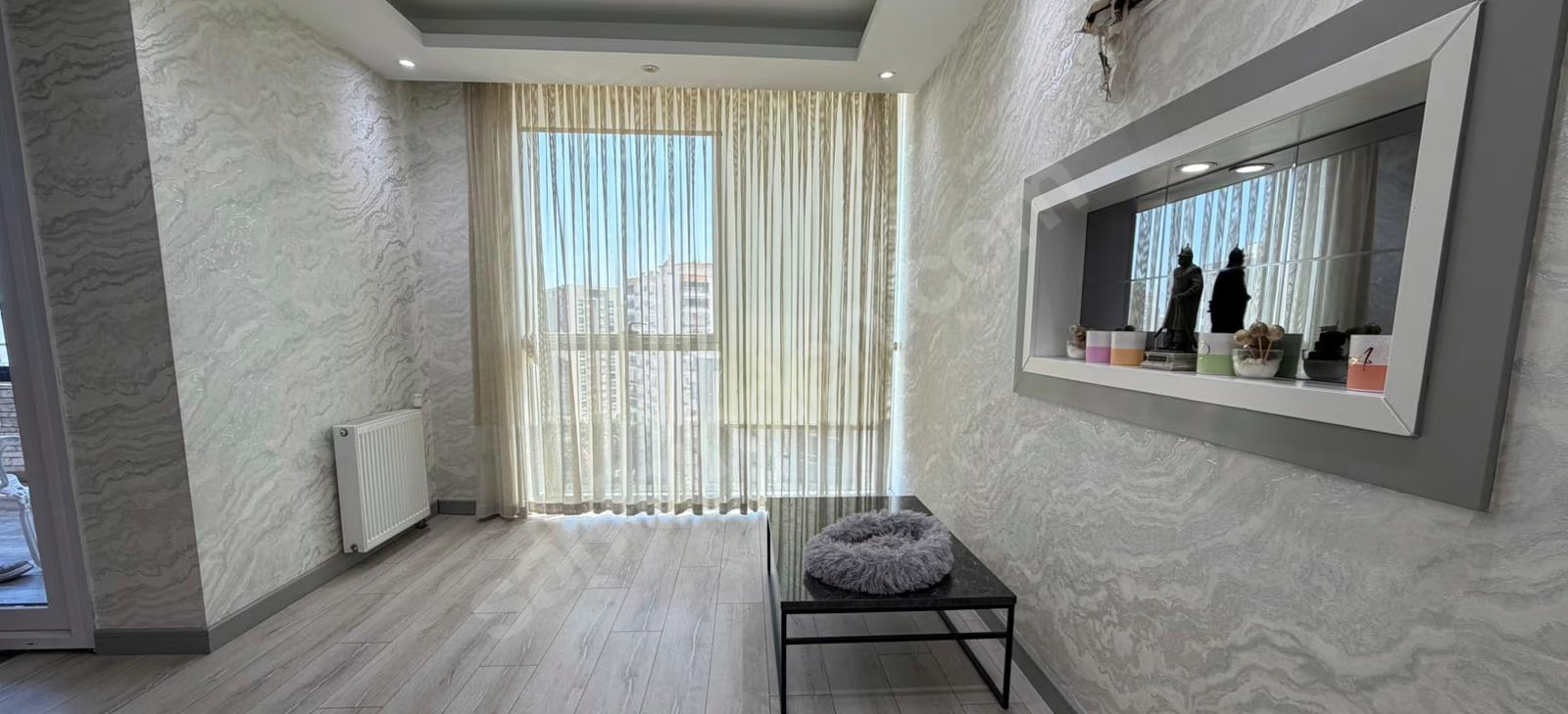 Mersin Mezitli Merkez Mahallesi 4+1 220 m² Doğalgaz Kombili Satılık Daire