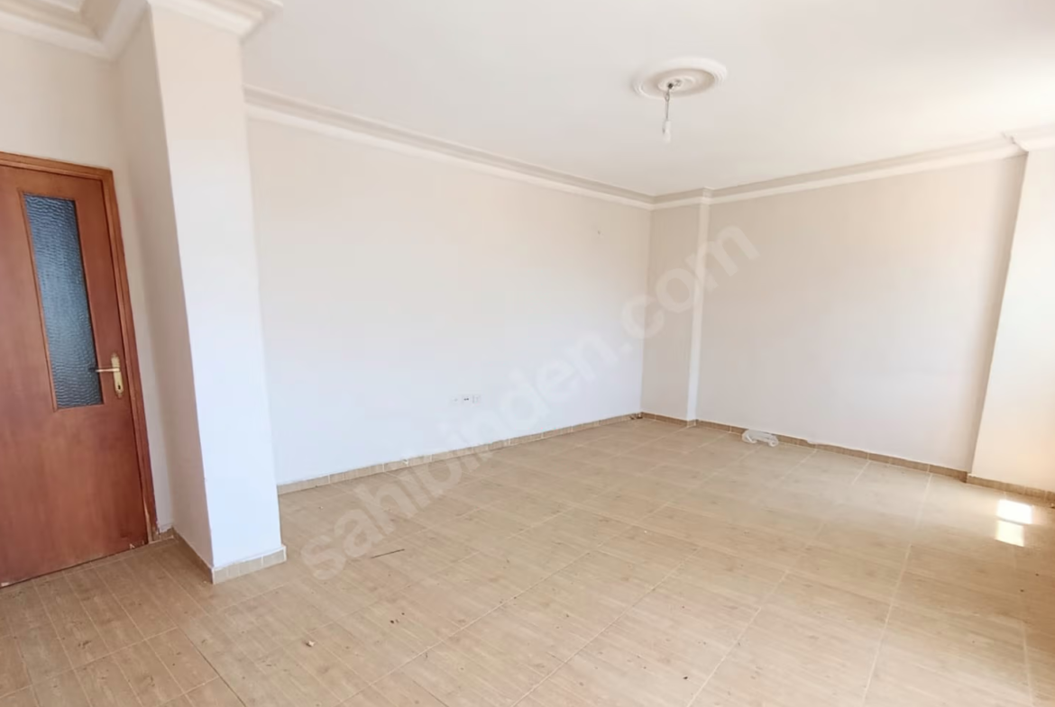 Mersin Mezitli Seymenli Mahallesi 3+1 190 m² Doğalgaz Kombili Satılık Daire