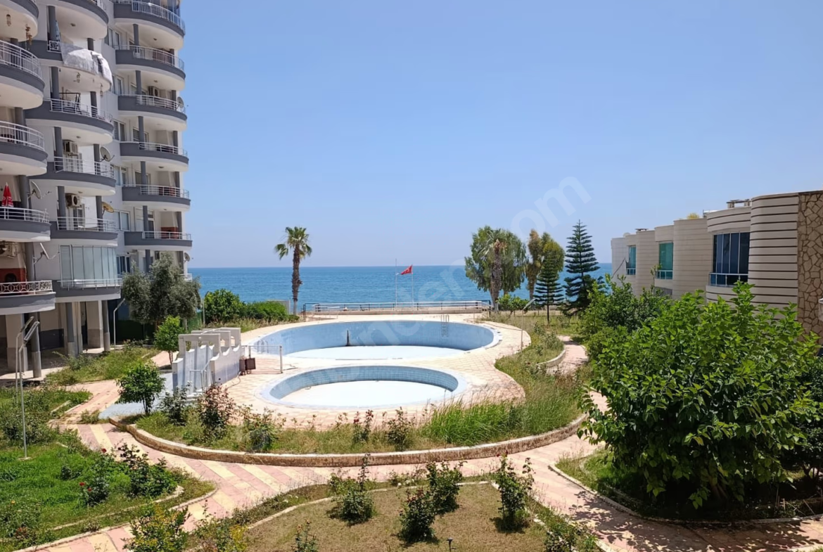 Mersin Mezitli Seymenli Mahallesi 3+1 190 m² Doğalgaz Kombili Satılık Daire