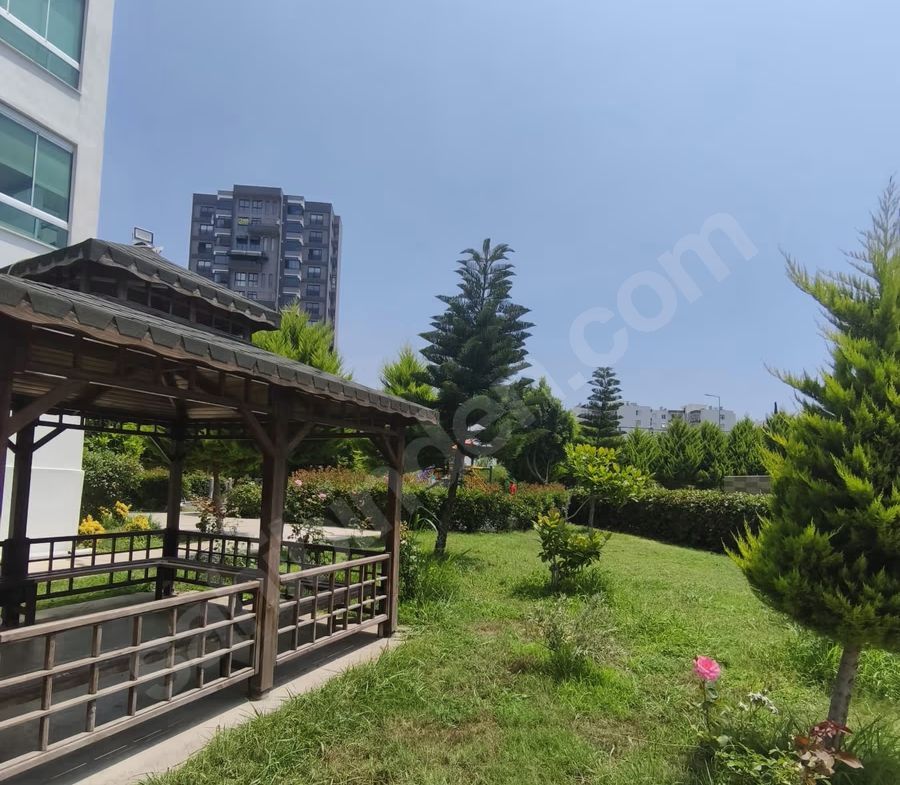 Mersin Mezitli Tece Mahallesi 2+1 110 m² Doğalgaz Kombili Satılık Daire