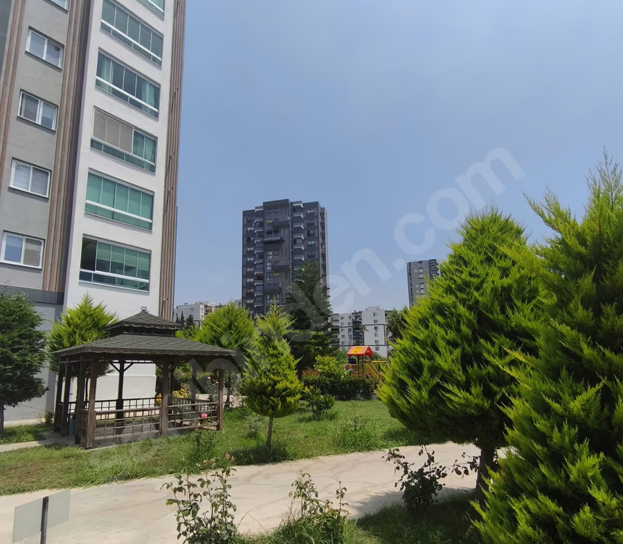 Mersin Mezitli Tece Mahallesi 2+1 110 m² Doğalgaz Kombili Satılık Daire