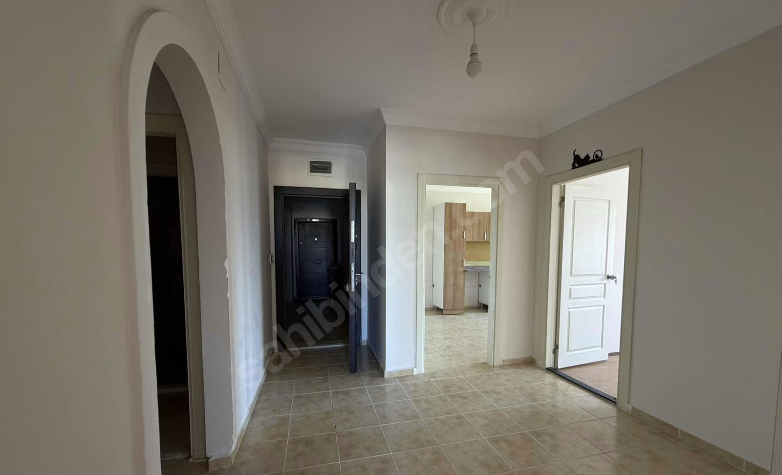Mersin Mezitli Tece Mahallesi 3+1 150 m² Yok Kiralık Daire