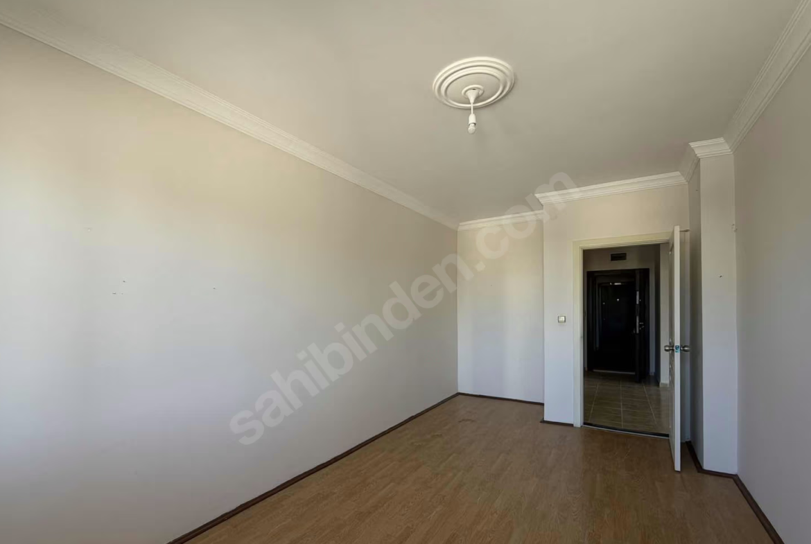 Mersin Mezitli Tece Mahallesi 3+1 150 m² Yok Kiralık Daire
