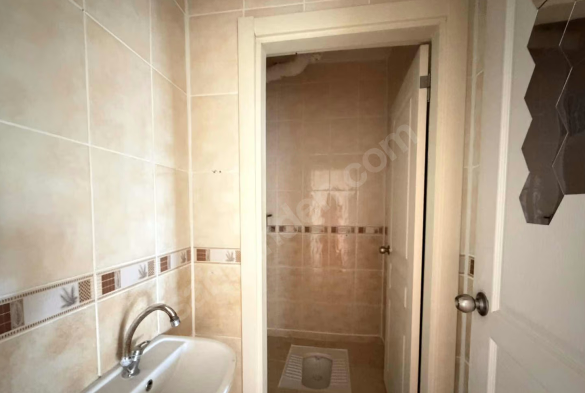 Mersin Mezitli Tece Mahallesi 3+1 150 m² Yok Kiralık Daire