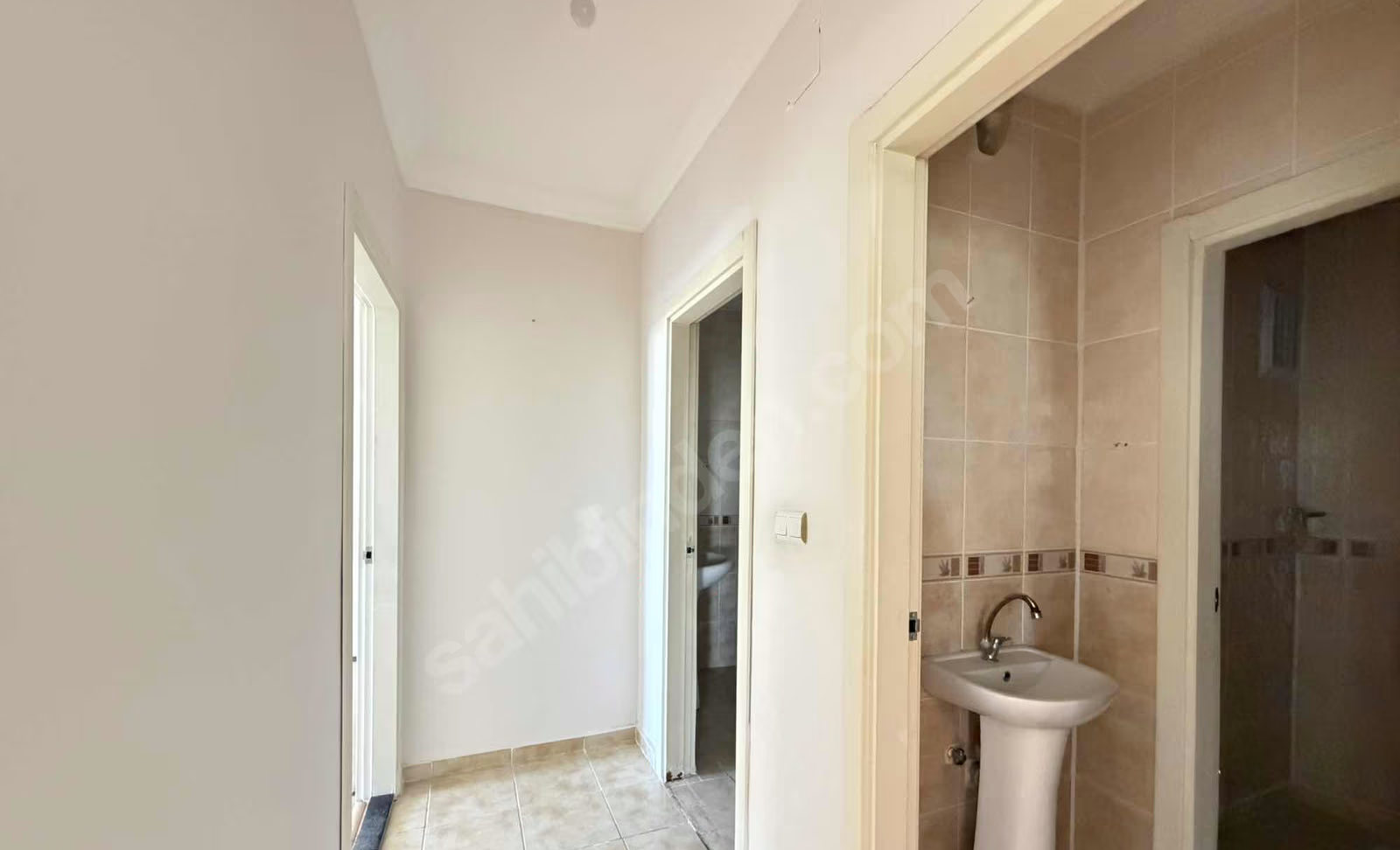 Mersin Mezitli Tece Mahallesi 3+1 150 m² Yok Kiralık Daire