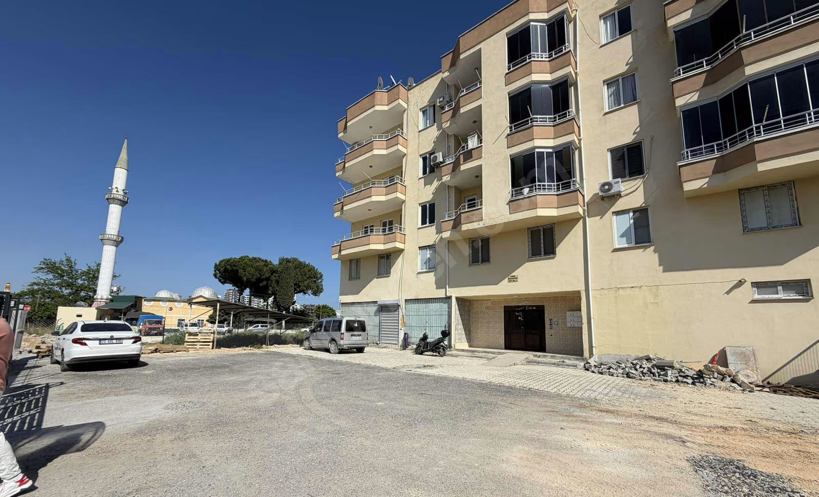 Mersin Mezitli Tece Mahallesi 3+1 150 m² Yok Kiralık Daire