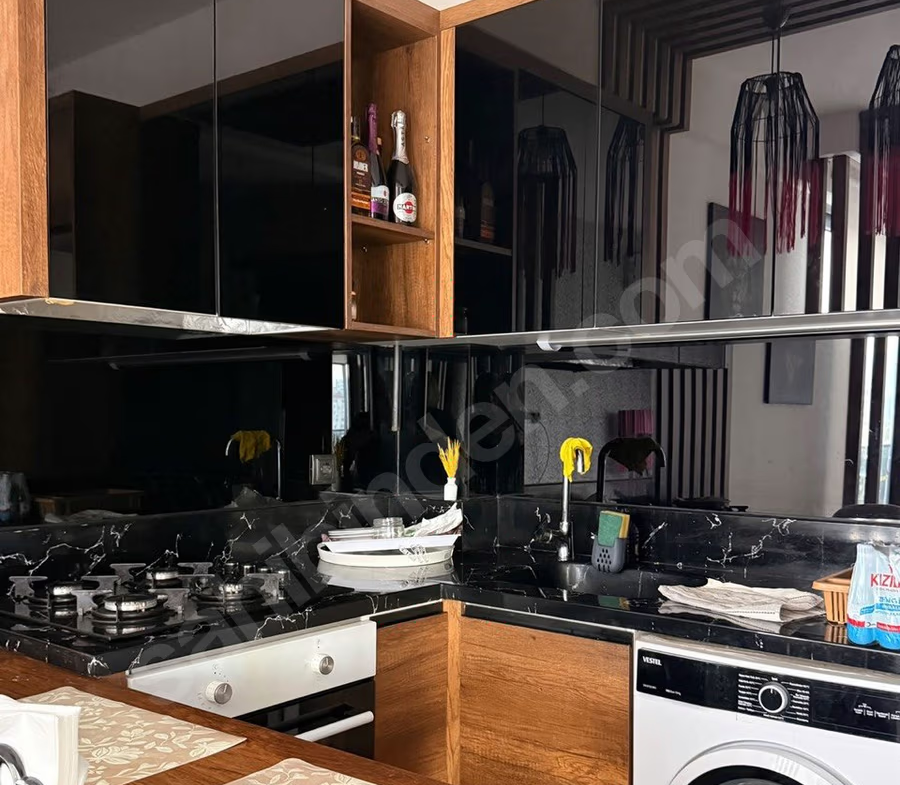 Mersin Mezitli Yeni Mahallesi 1+1 65 m² Klima Kiralık Daire