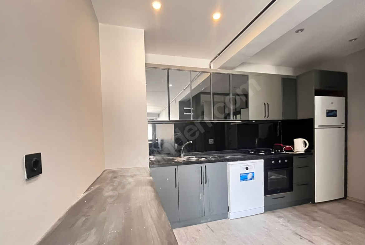 Mersin Mezitli Yeni Mahallesi 2+1 120 m² Klima Kiralık Daire