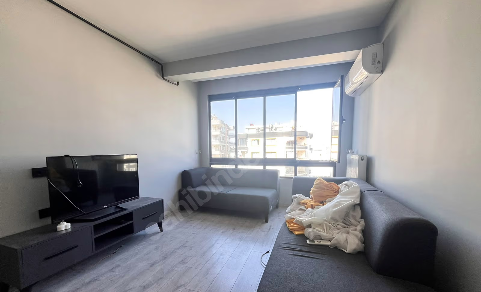 Mersin Mezitli Yeni Mahallesi 2+1 120 m² Klima Kiralık Daire