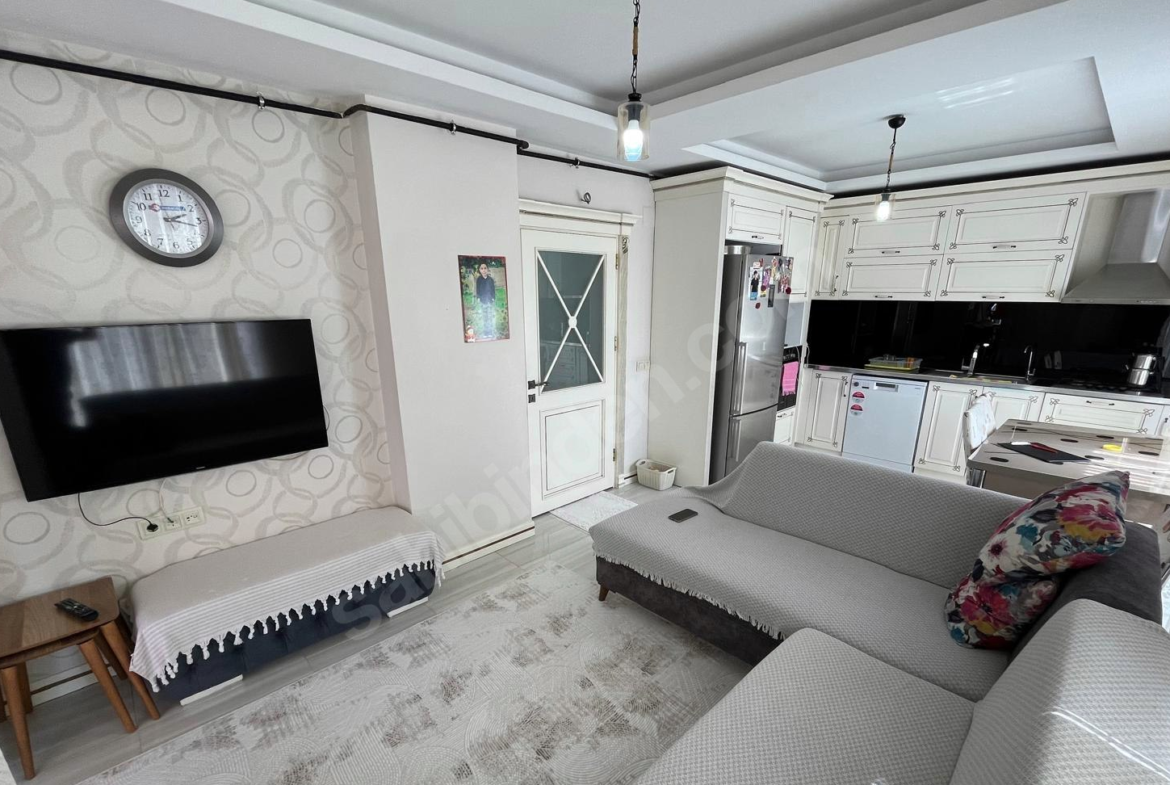 Mersin Mezitli Yeni Mahallesi 3+1 130 m² Doğalgaz Kombili Satılık Daire