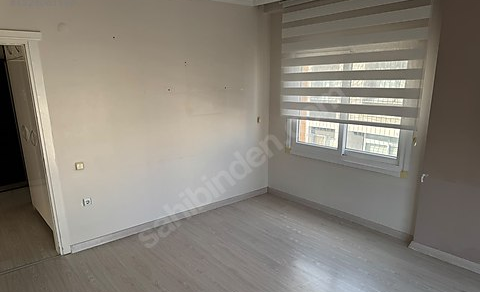 Mersin Mezitli Yeni Mahallesi 3+1 165 m² Doğalgaz Kombili Kiralık Daire