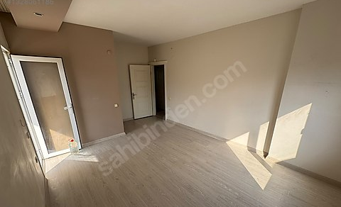 Mersin Mezitli Yeni Mahallesi 3+1 165 m² Doğalgaz Kombili Kiralık Daire