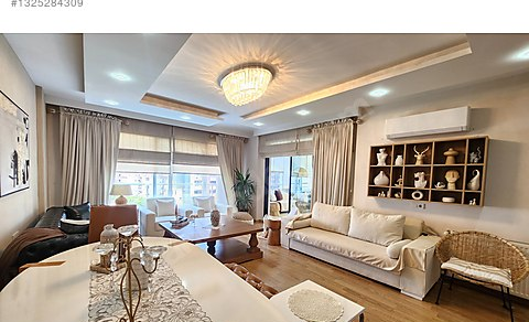 Mersin Mezitli Yeni Mahallesi 4+1 200 m² Doğalgaz Kombili Satılık Daire