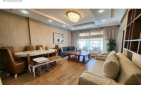 Mersin Mezitli Yeni Mahallesi 4+1 200 m² Doğalgaz Kombili Satılık Daire