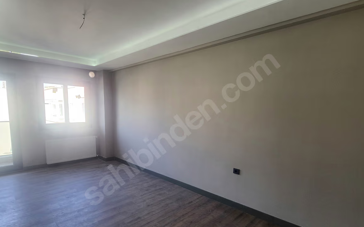 Mersin Yenişehir Bahçelievler Mahallesi 2+1 90 m² Doğalgaz Kombili Kiralık Daire