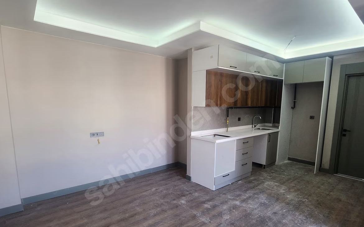 Mersin Yenişehir Bahçelievler Mahallesi 2+1 90 m² Doğalgaz Kombili Kiralık Daire