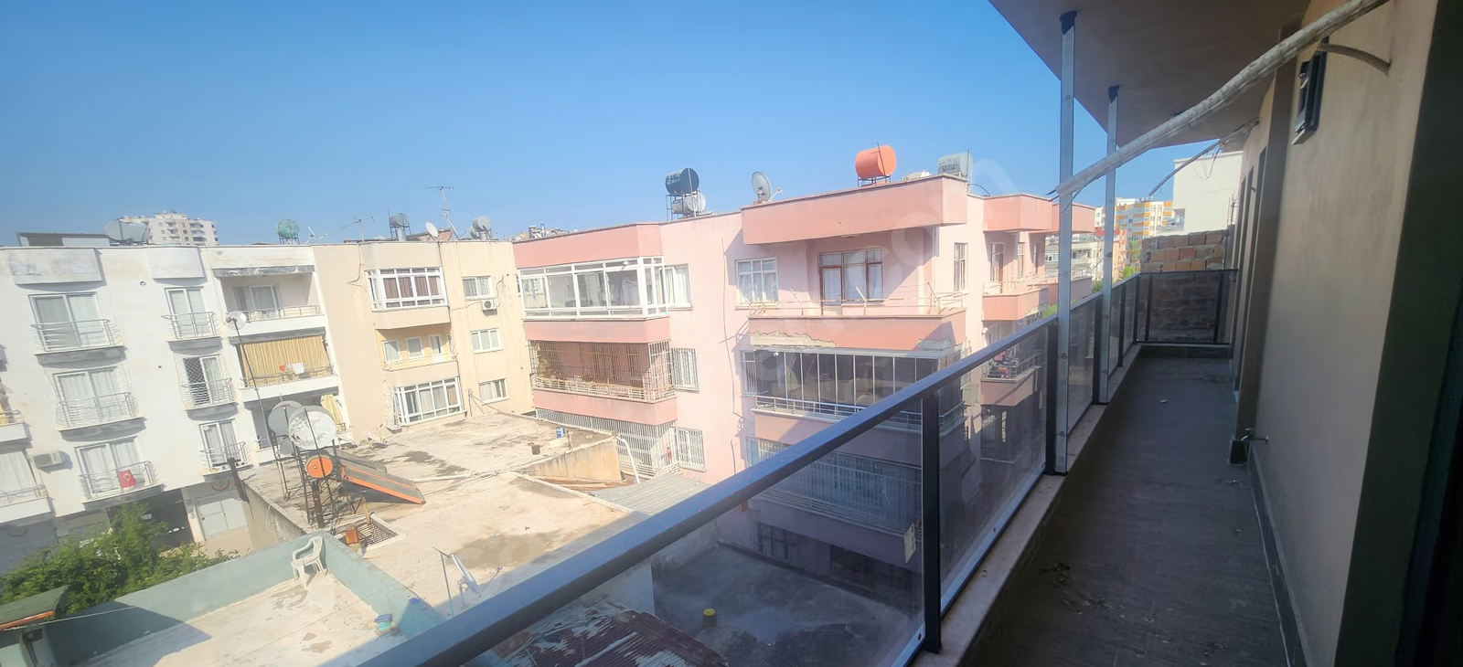 Mersin Yenişehir Bahçelievler Mahallesi 2+1 90 m² Doğalgaz Kombili Kiralık Daire