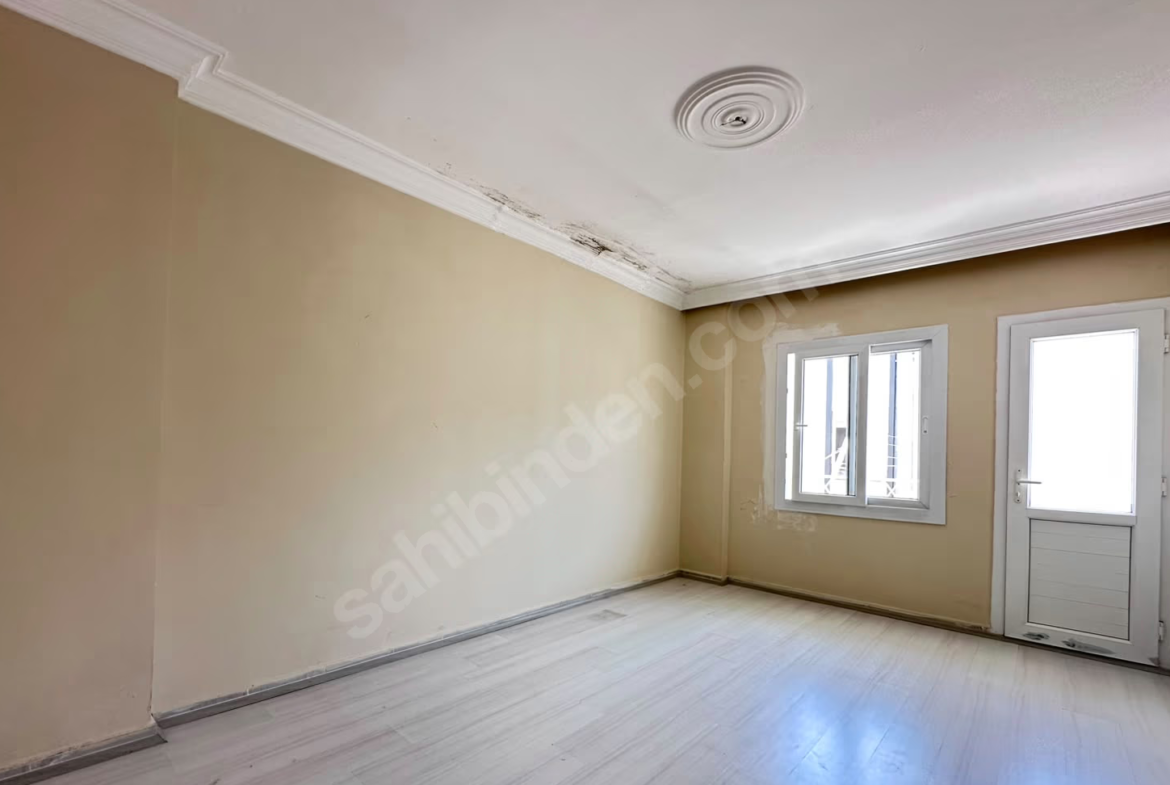 Mersin Yenişehir Barbaros Mahallesi 3+1 180 m² Klima Kiralık Daire