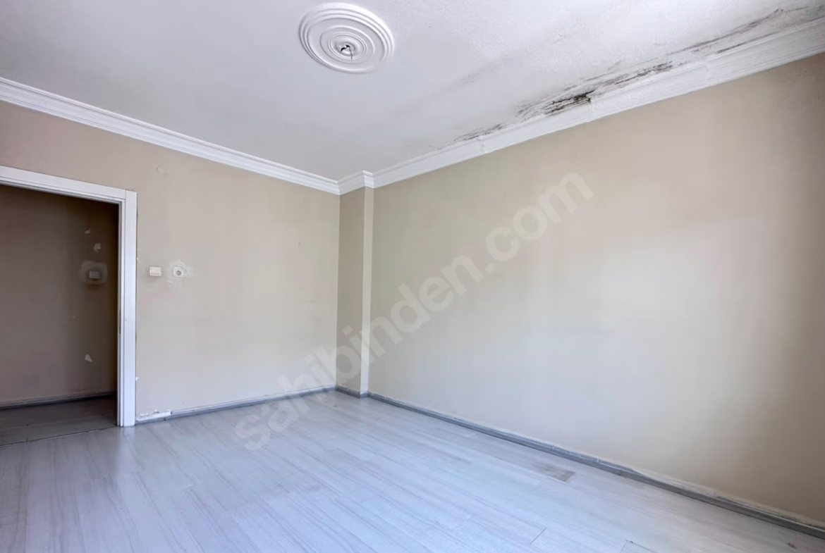 Mersin Yenişehir Barbaros Mahallesi 3+1 180 m² Klima Kiralık Daire