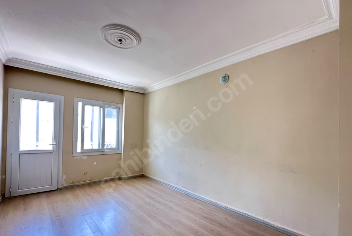Mersin Yenişehir Barbaros Mahallesi 3+1 180 m² Klima Kiralık Daire