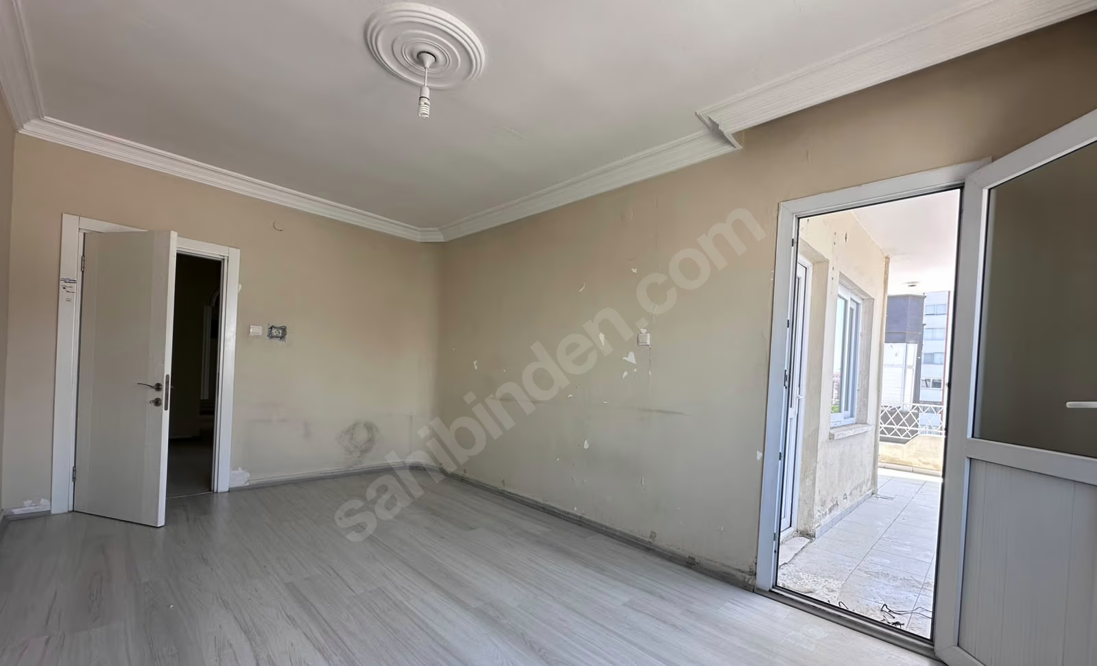 Mersin Yenişehir Barbaros Mahallesi 3+1 180 m² Klima Kiralık Daire