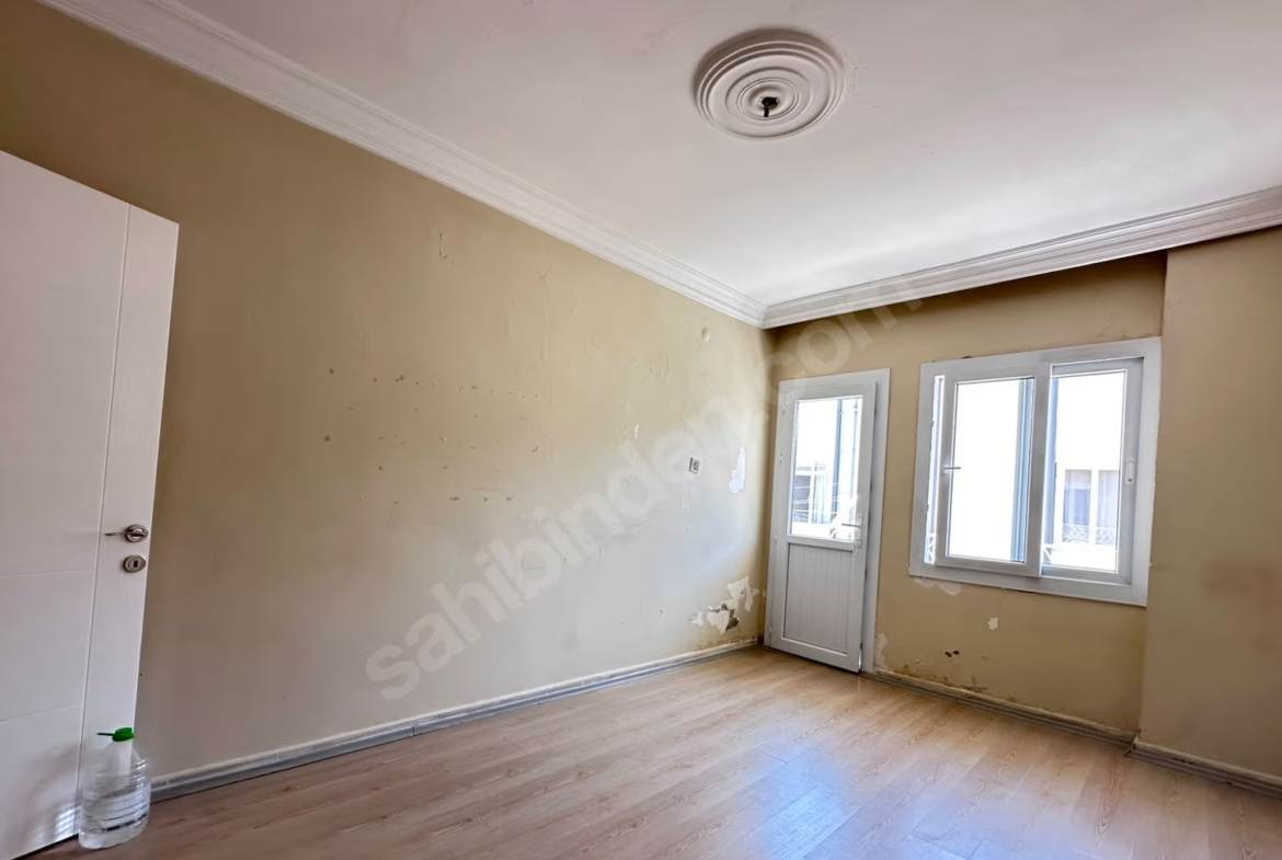 Mersin Yenişehir Barbaros Mahallesi 3+1 180 m² Klima Kiralık Daire