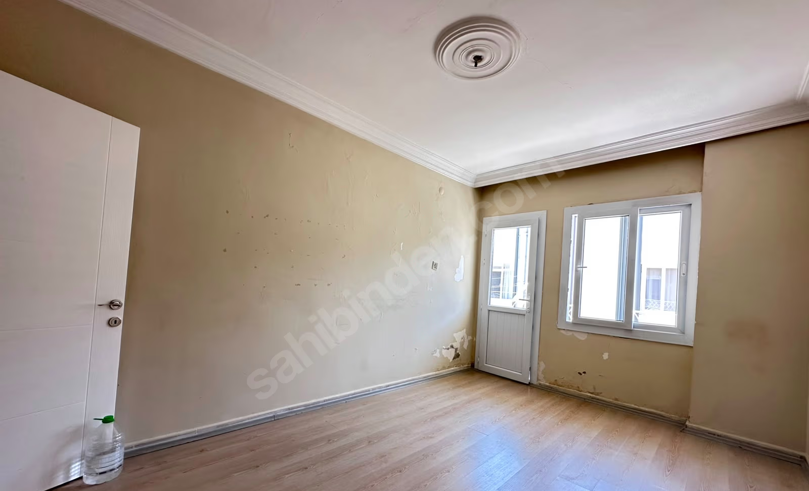Mersin Yenişehir Barbaros Mahallesi 3+1 180 m² Klima Kiralık Daire