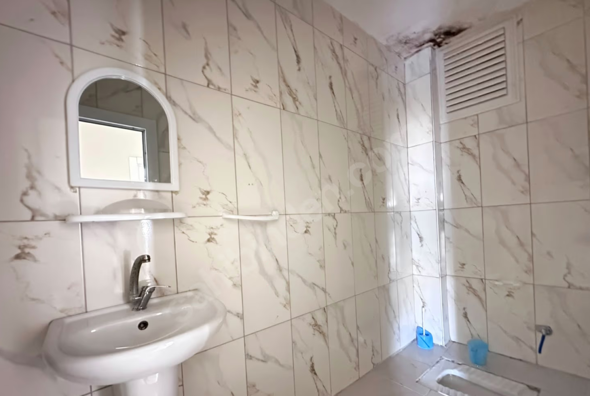 Mersin Yenişehir Barbaros Mahallesi 3+1 180 m² Klima Kiralık Daire