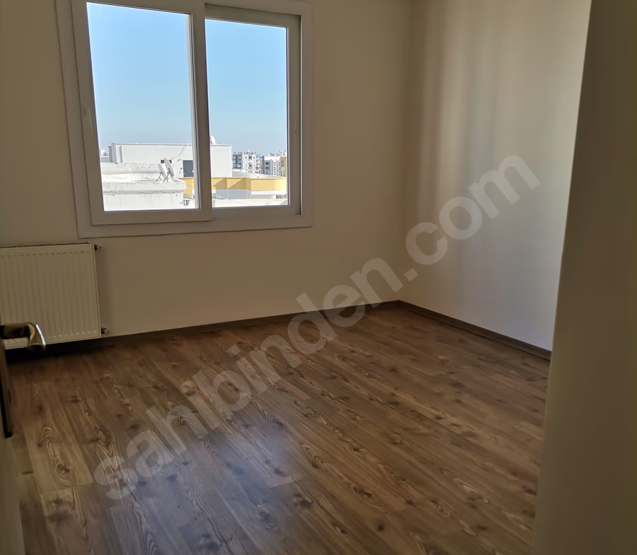 Mersin Yenişehir Çiftlikköy Mahallesi 2+1 80 m² Klima Satılık Daire