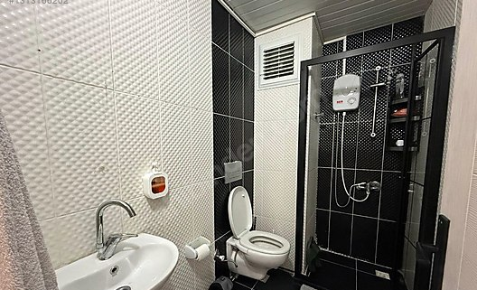 Mersin Yenişehir Çiftlikköy Mahallesi 2+1 85 m² Doğalgaz Kombili Satılık Daire