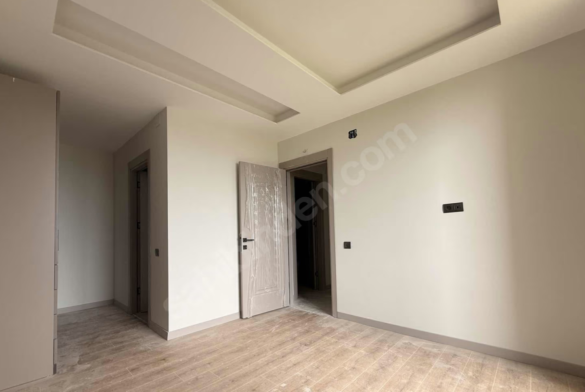 Mersin Yenişehir Çiftlikköy Mahallesi 2+1 90 m² Yerden Isıtma Satılık Daire