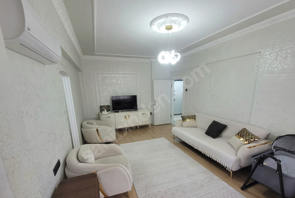 Mersin Yenişehir Gazi Mahallesi 3+1 140 m² Doğalgaz Kombili Satılık Daire