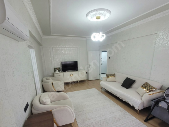 Mersin Yenişehir Gazi Mahallesi 3+1 140 m² Doğalgaz Kombili Satılık Daire