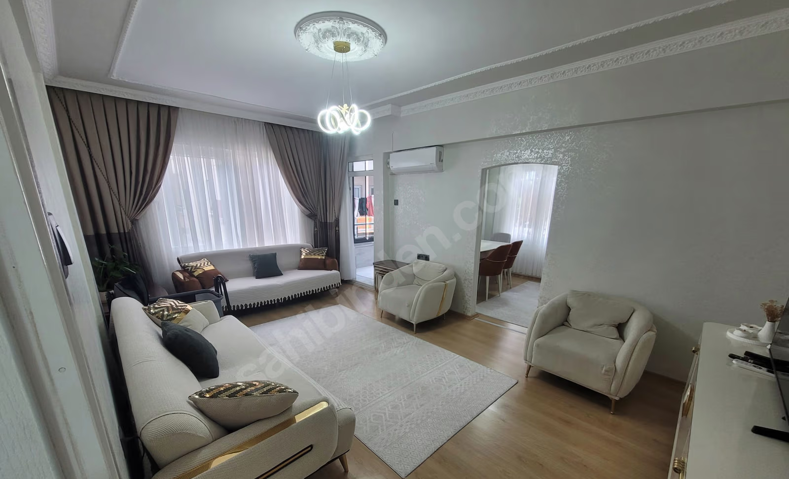 Mersin Yenişehir Gazi Mahallesi 3+1 140 m² Doğalgaz Kombili Satılık Daire