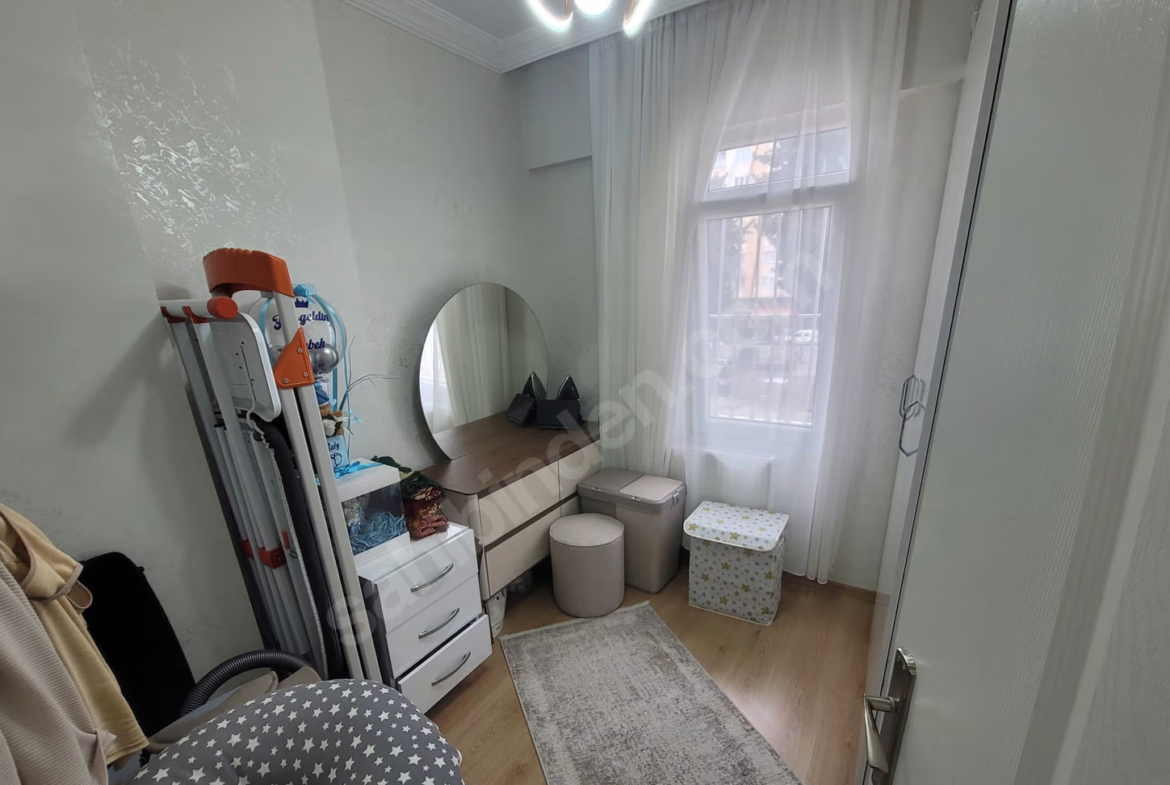 Mersin Yenişehir Gazi Mahallesi 3+1 140 m² Doğalgaz Kombili Satılık Daire