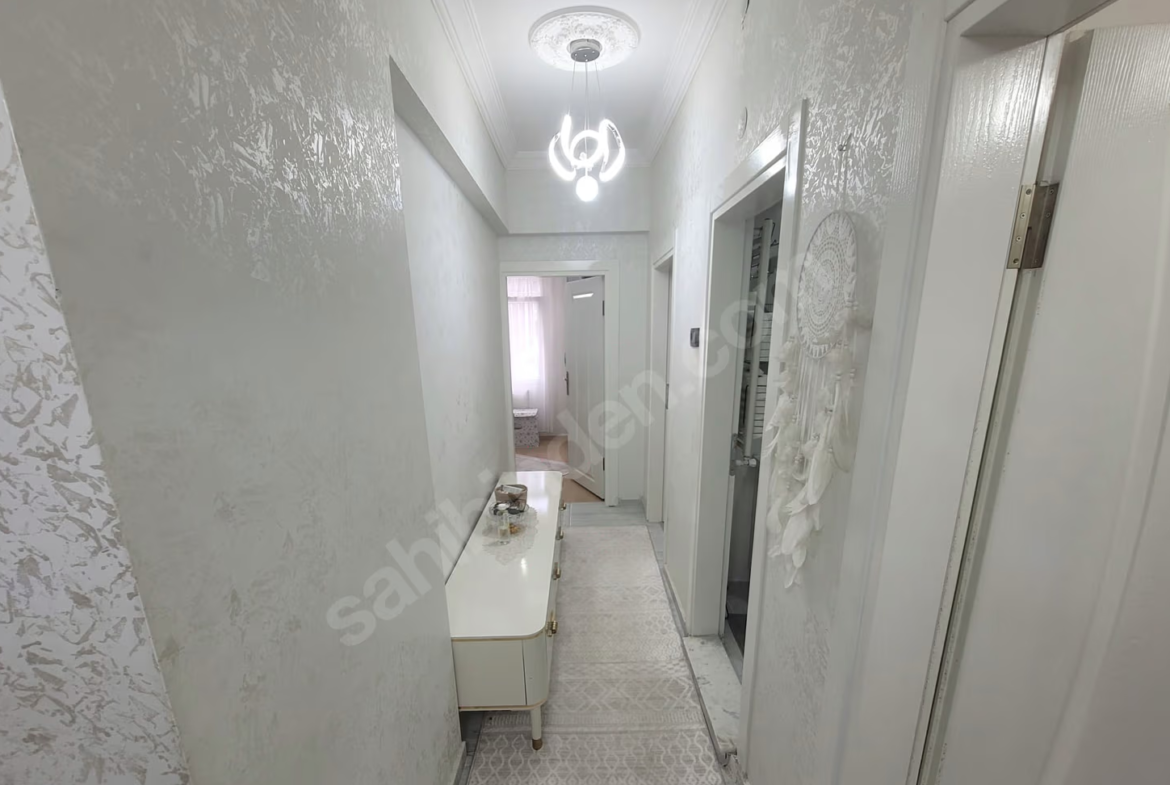 Mersin Yenişehir Gazi Mahallesi 3+1 140 m² Doğalgaz Kombili Satılık Daire