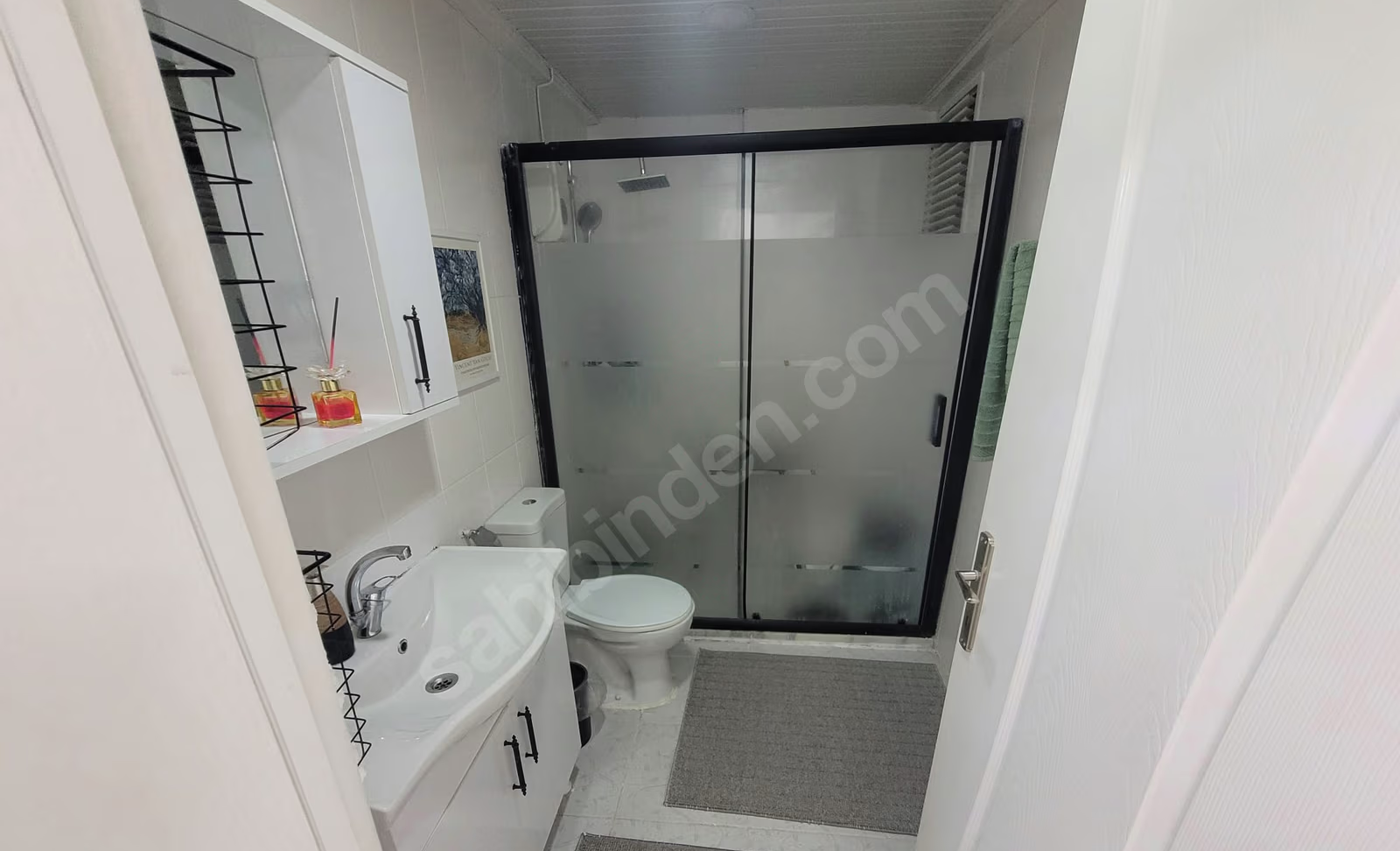 Mersin Yenişehir Gazi Mahallesi 3+1 140 m² Doğalgaz Kombili Satılık Daire