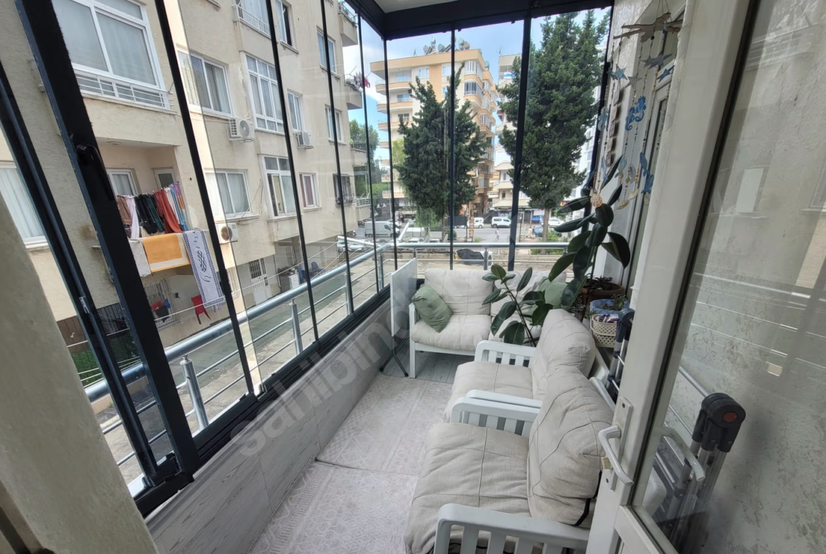 Mersin Yenişehir Gazi Mahallesi 3+1 140 m² Doğalgaz Kombili Satılık Daire