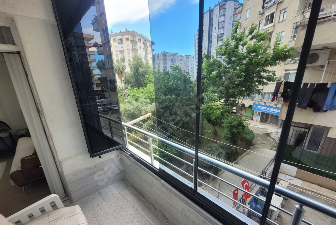 Mersin Yenişehir Gazi Mahallesi 3+1 140 m² Doğalgaz Kombili Satılık Daire