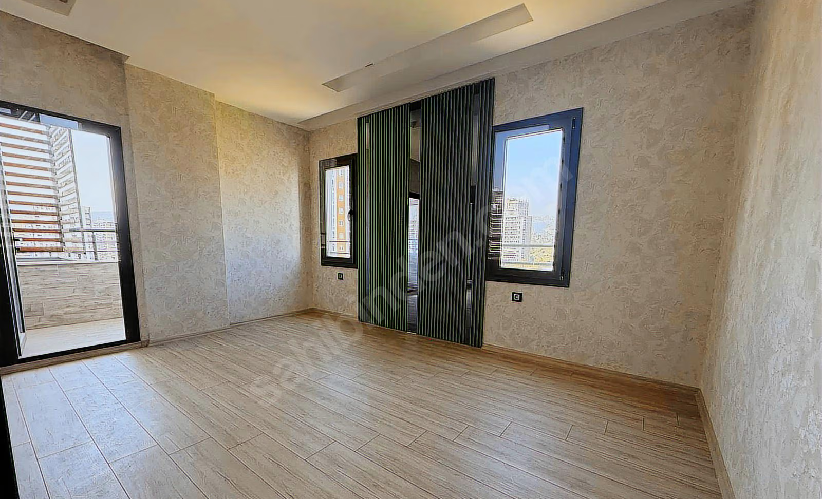 Mersin Yenişehir Kuzeykent Mahallesi 3+1 150 m² Doğalgaz Kombili Satılık Daire