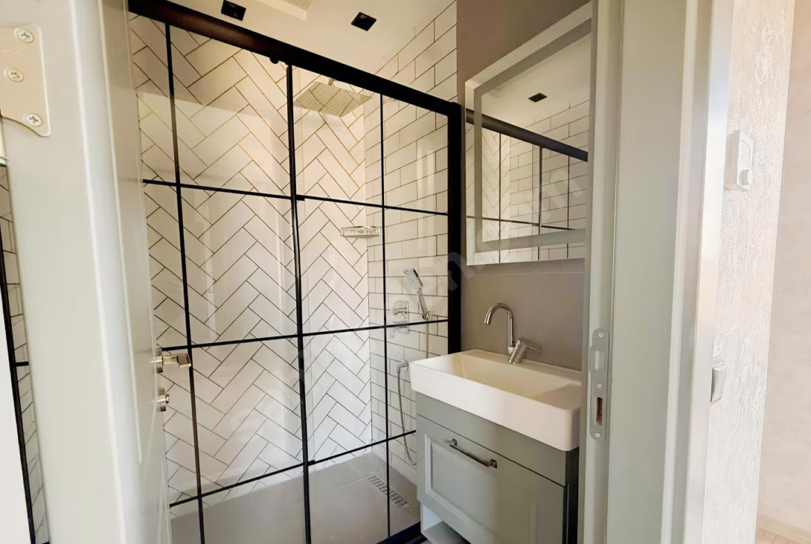 Mersin Yenişehir Kuzeykent Mahallesi 3+1 150 m² Doğalgaz Kombili Satılık Daire
